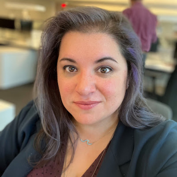 Meet your Posher, Kristen - Picture 1 of 1